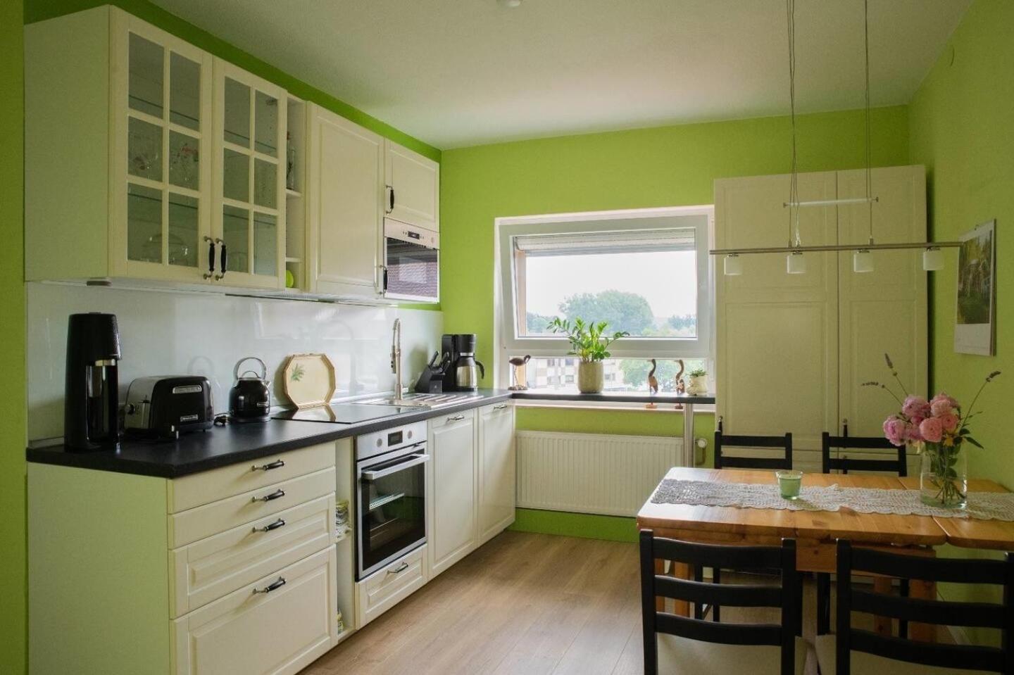 Farbenfrohe Ferienwohnung Detmold Esterno foto